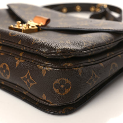 Louis Vuitton Monogram Pochette Metis 8 of 8