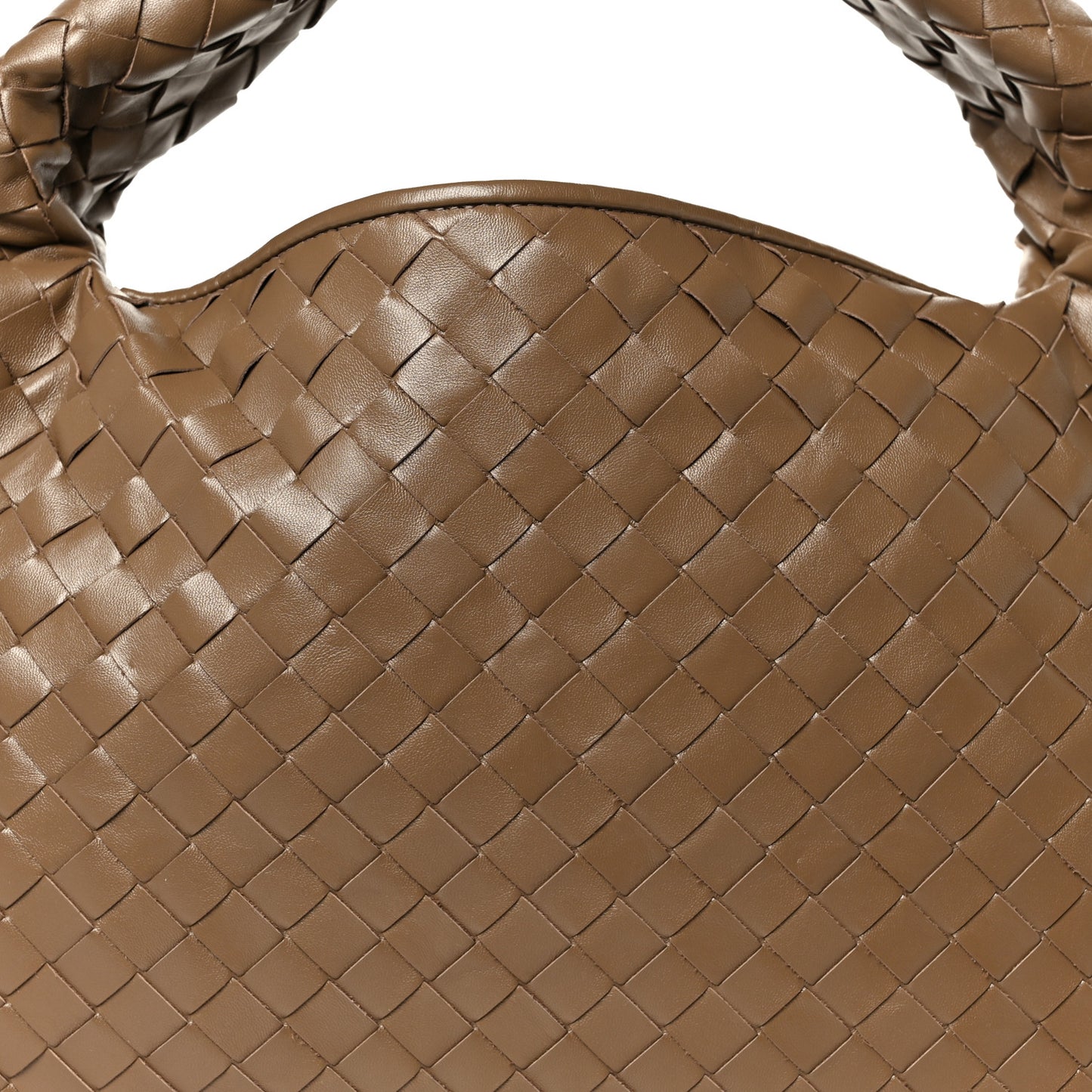 Calfskin Intrecciato Small Hop Pinecone