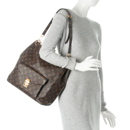 Louis Vuitton Monogram Metis 3 of 15