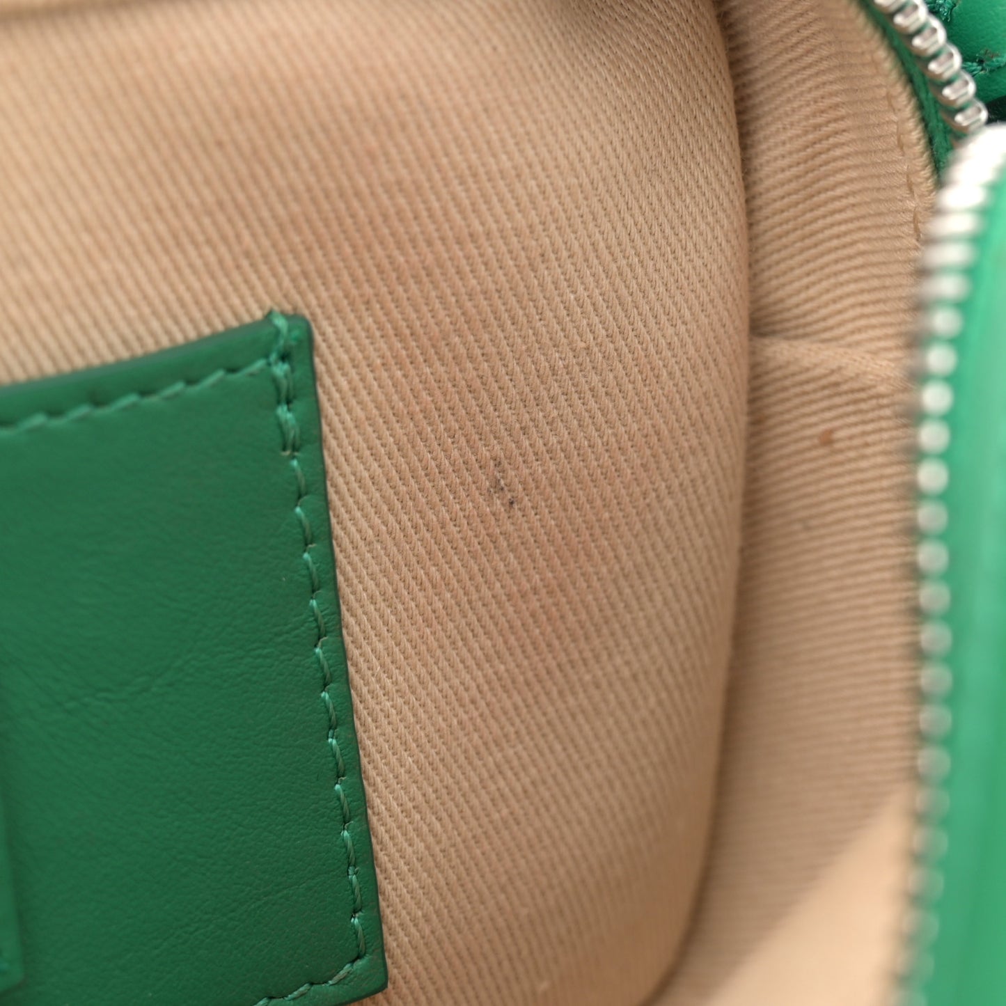 Smooth Calfskin Le Baneto Green