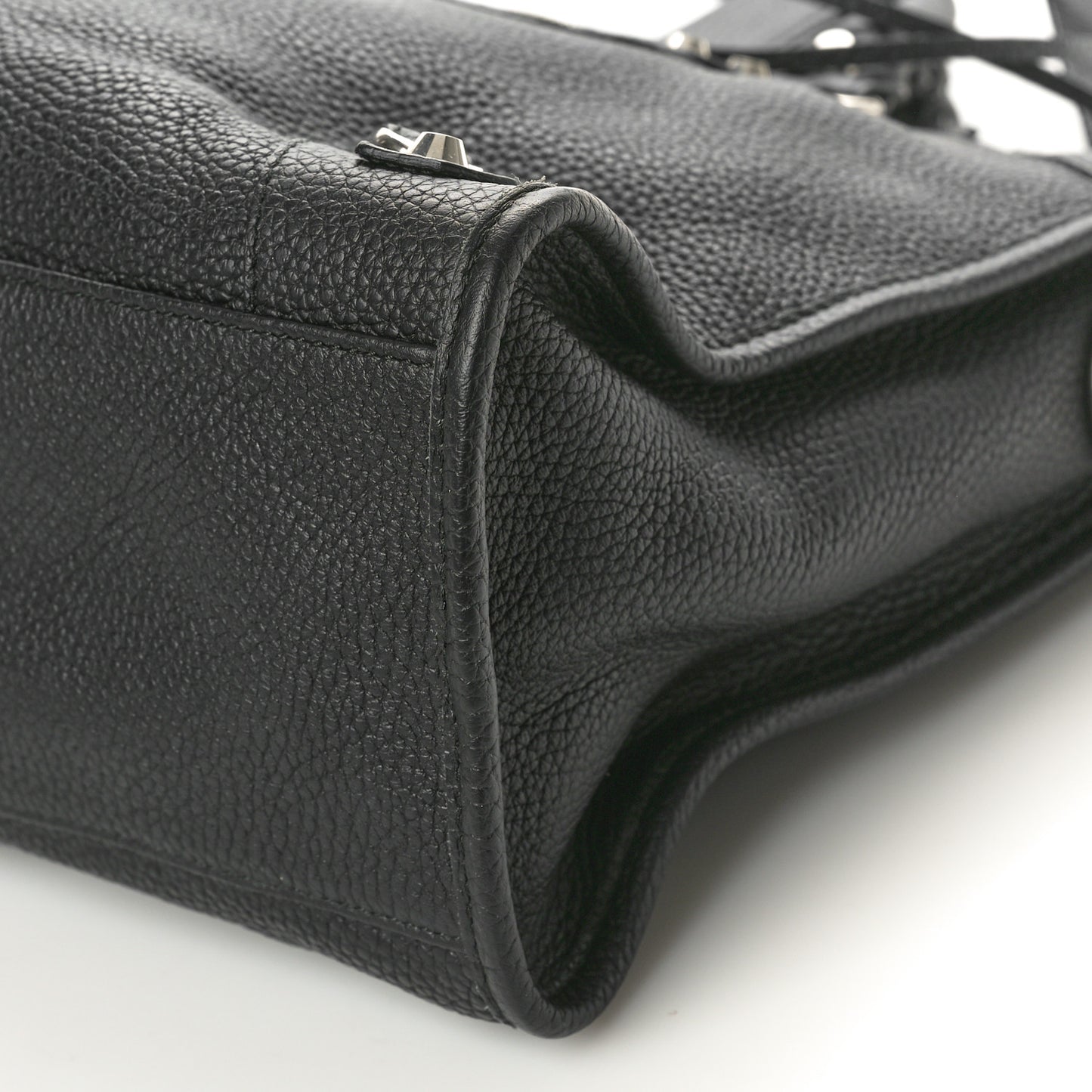 Vibrato Calfskin Classic Silver Hardware City Black