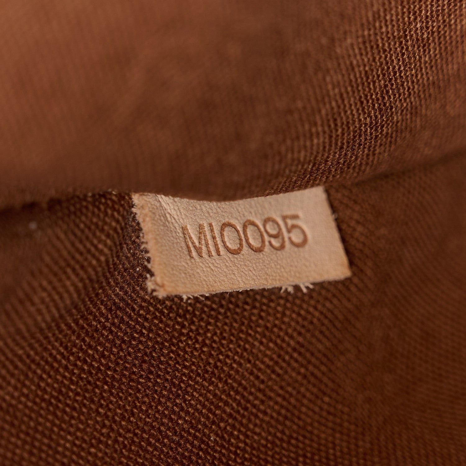 Louis Vuitton Monogram Bosphore Pochette 7 of 11