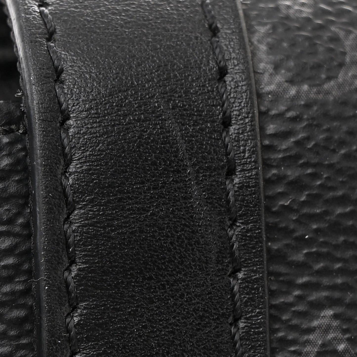 Monogram Eclipse Saumur Messenger NV Black