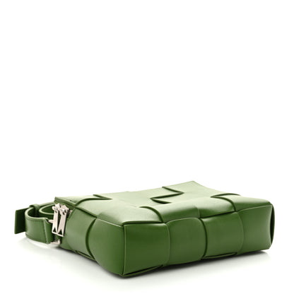 Bottega Veneta Calfskin Maxi Intrecciato Cassette Camera Bag Avocado 4 of 11