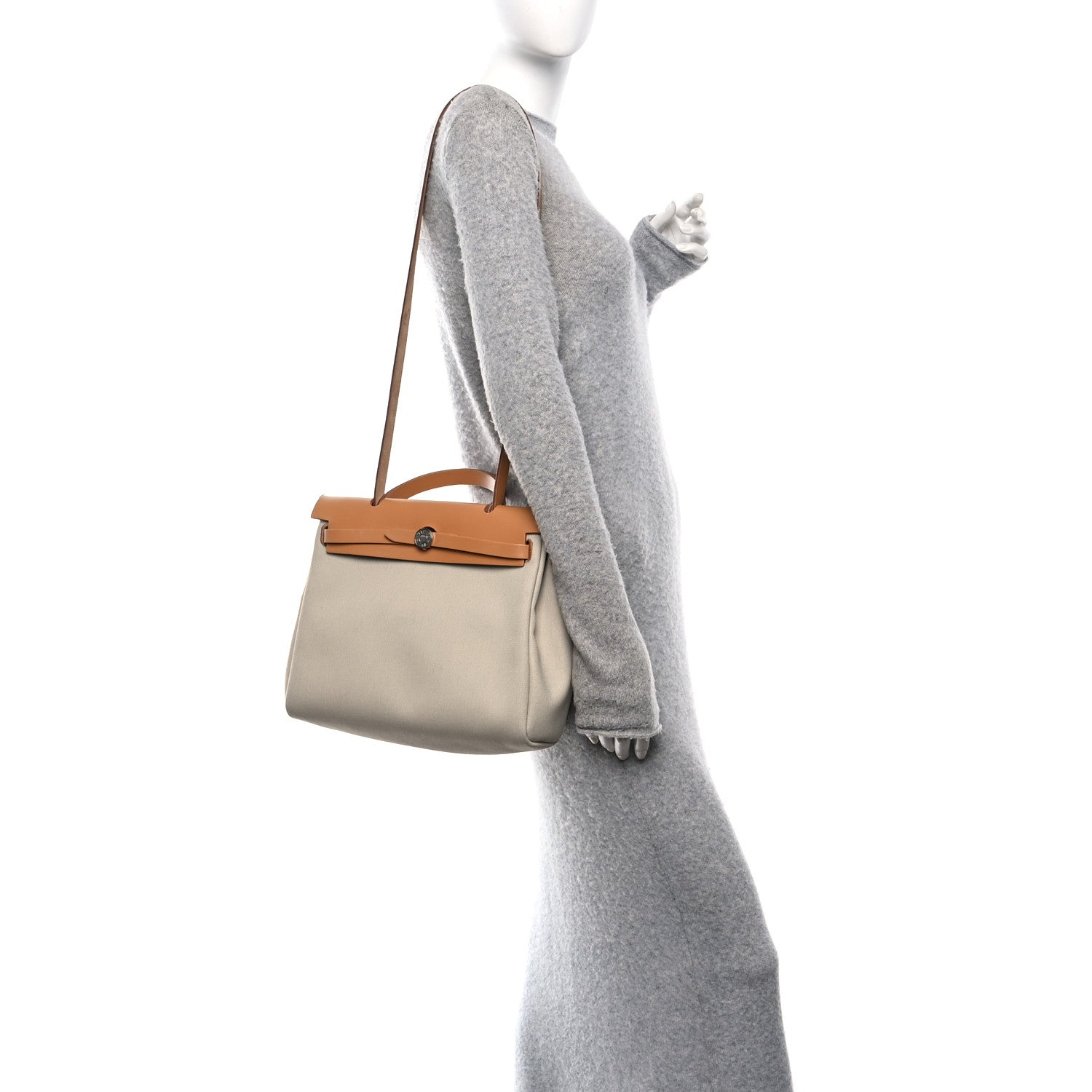 Hermes Military Toile Vache Hunter Herbag Zip Retourne 31 PM Beton Naturel 2 of 12