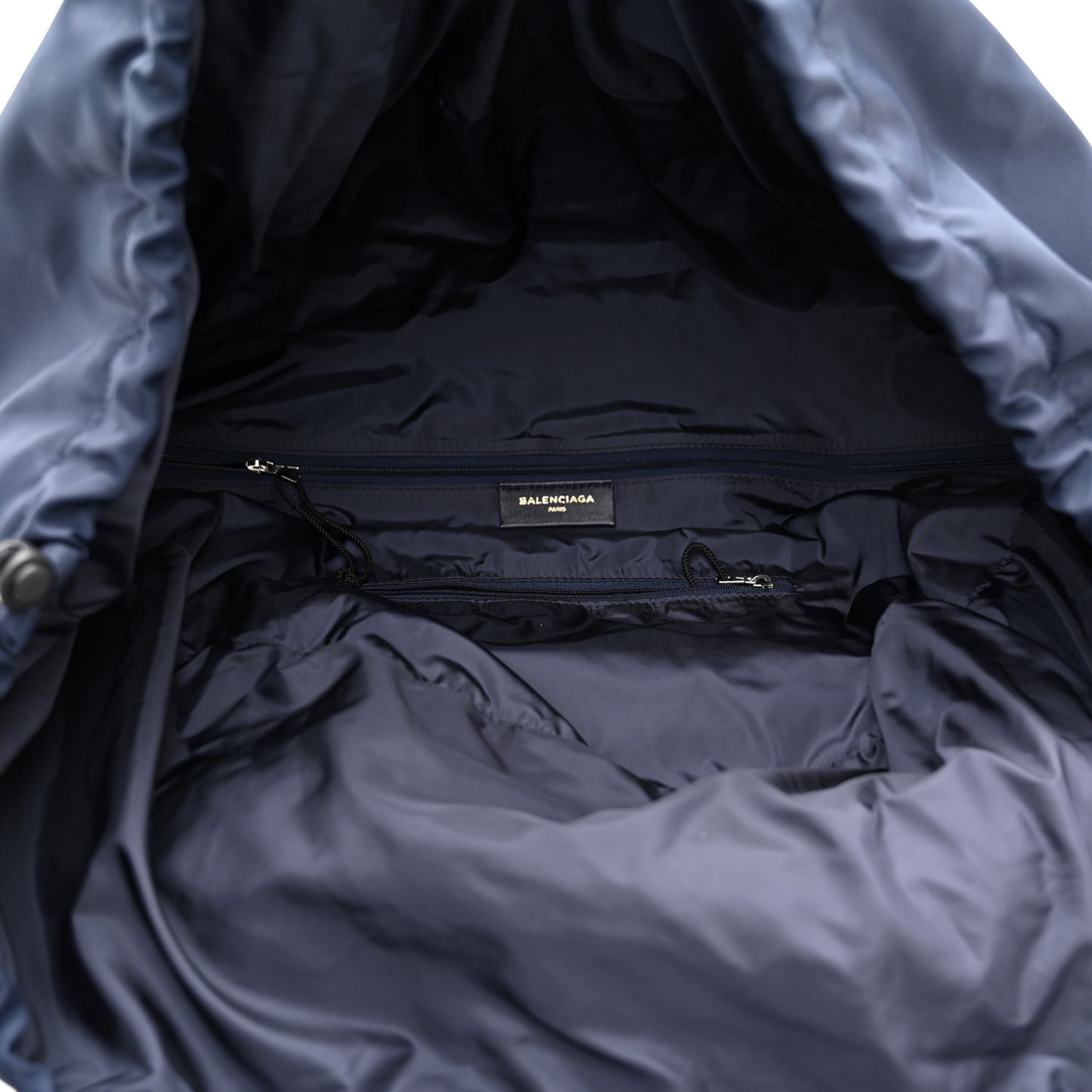Textured Sport Nylon Logo Embroidered S Wheel Gym Bag Bleu Navy Rouge