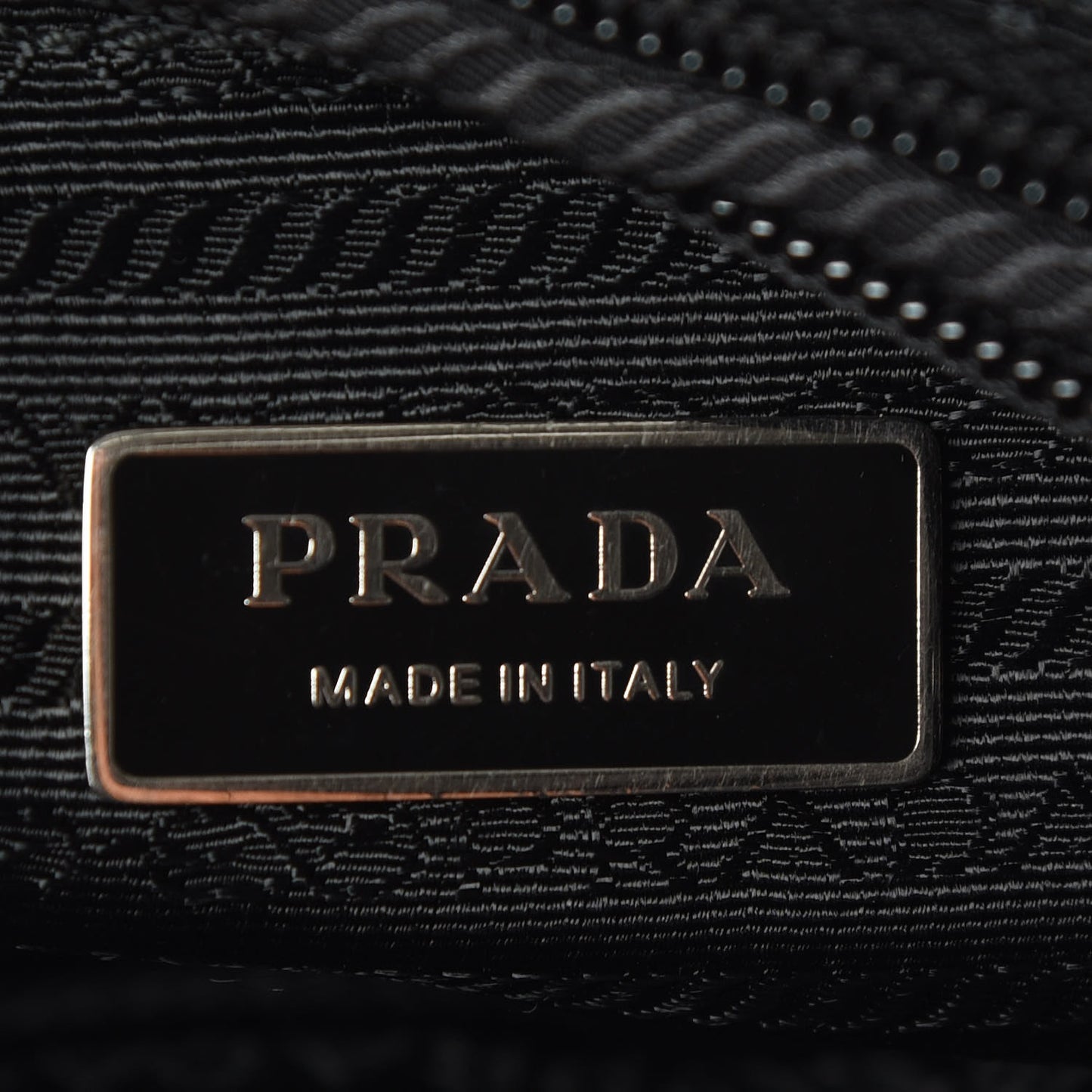 Nylon Flat Messenger Bag Black