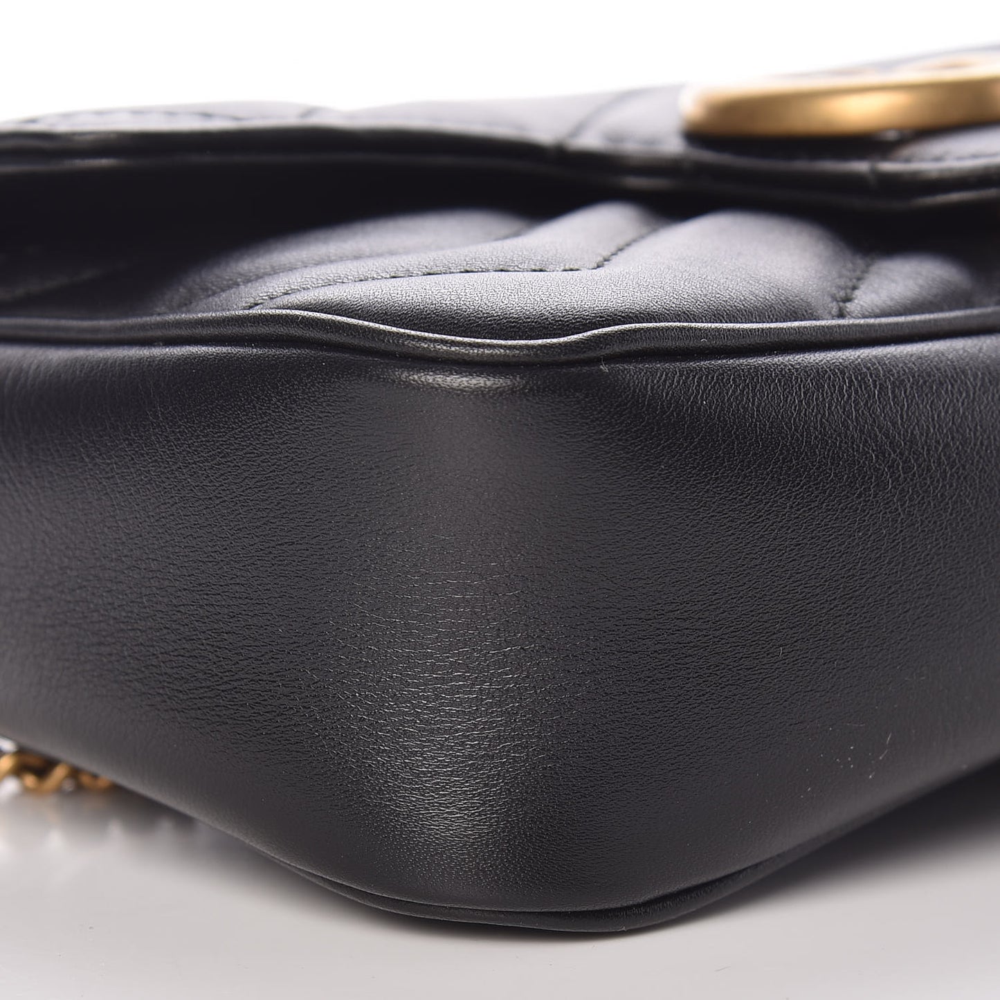 Calfskin Matelasse Super Mini GG Marmont Shoulder Bag Black