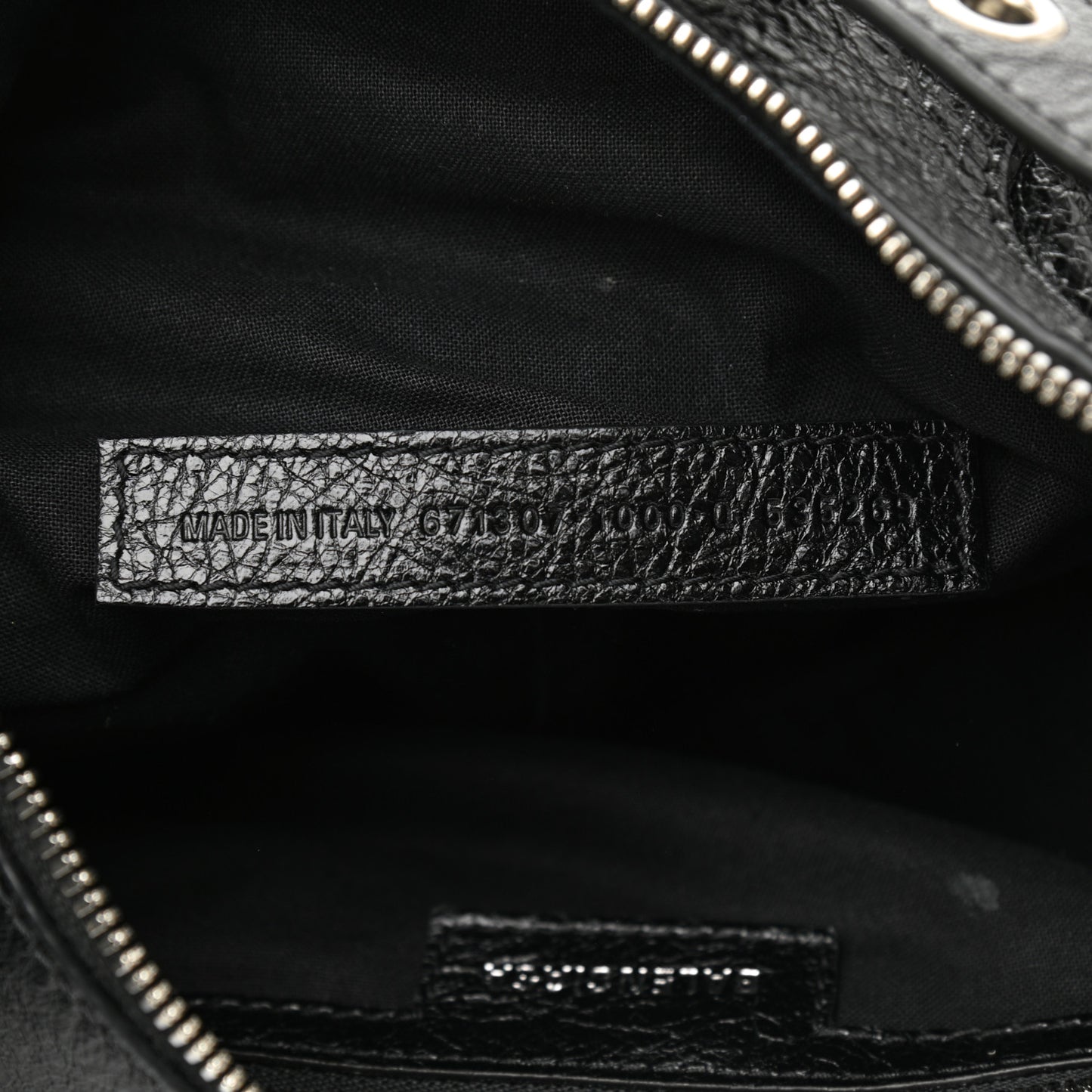 Agneau Arena Small Le Cagole Shoulder Bag Black