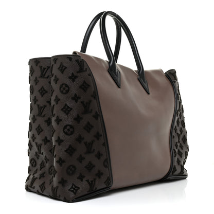 Louis Vuitton Cuir Orfevre Veau Cachemire Tote W GM Gris 3 of 17