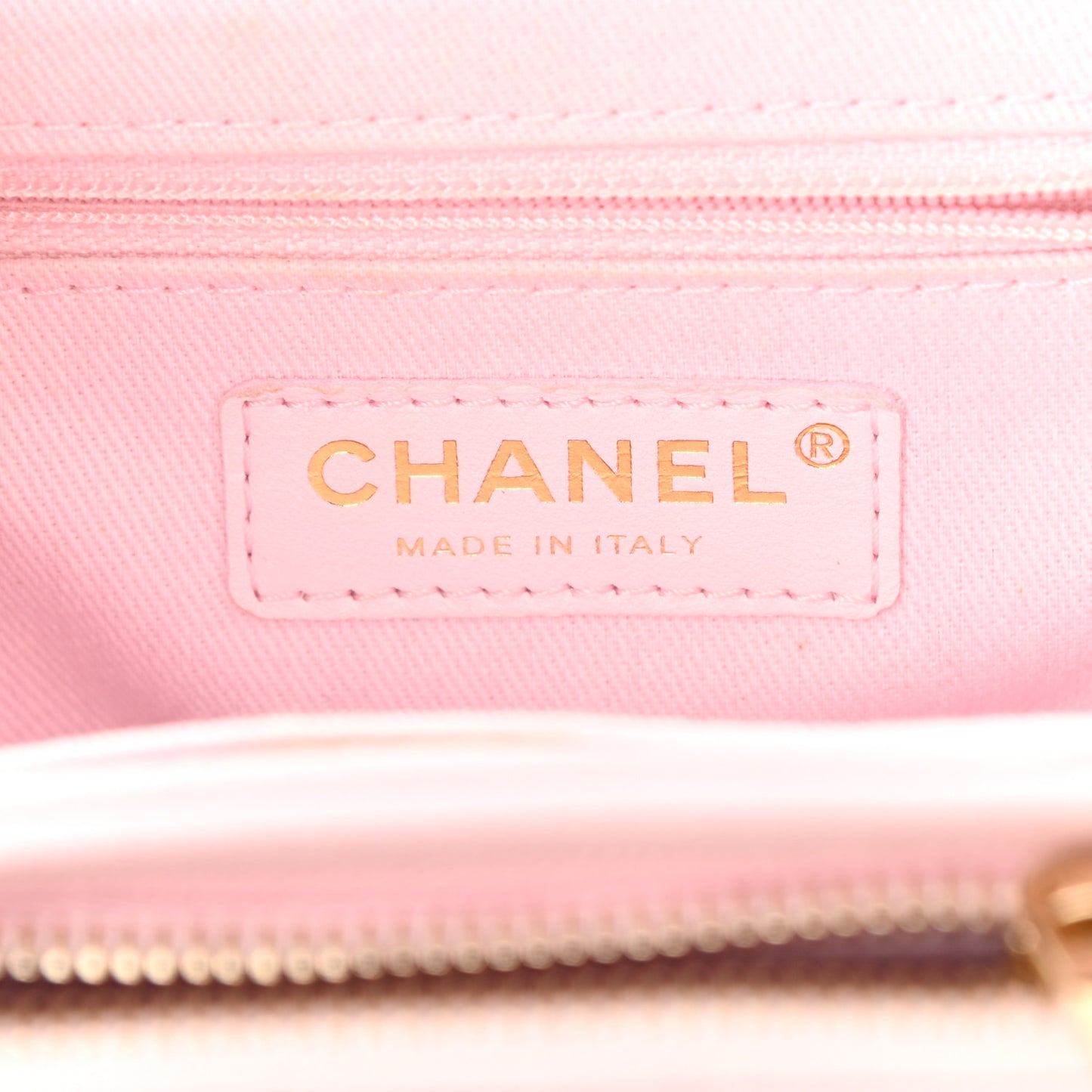 Caviar Quilted Small Business Affinity Flap Light Pink