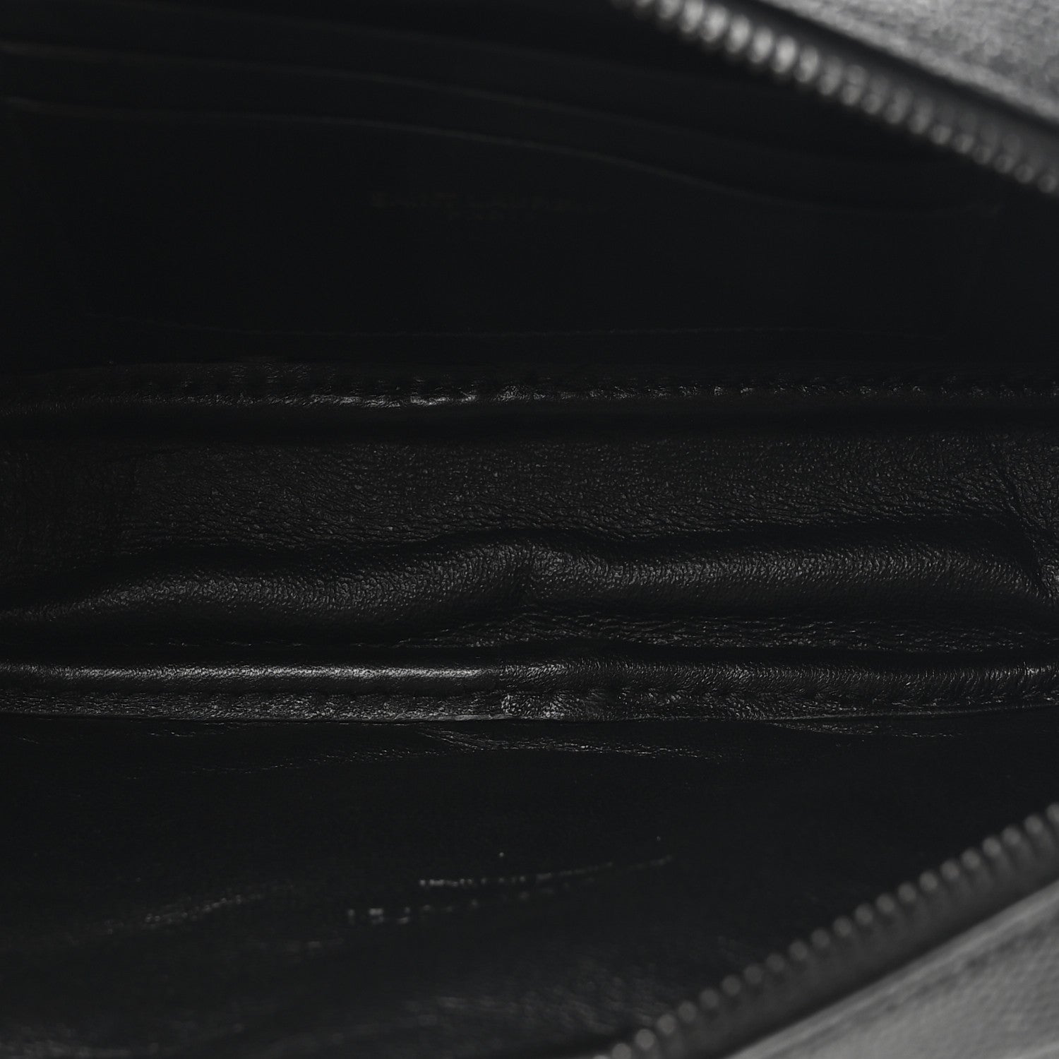 Saint Laurent Grain De Poudre Matelasse Monochrome Monogram Mini Lou Camera Bag Black 5 of 11