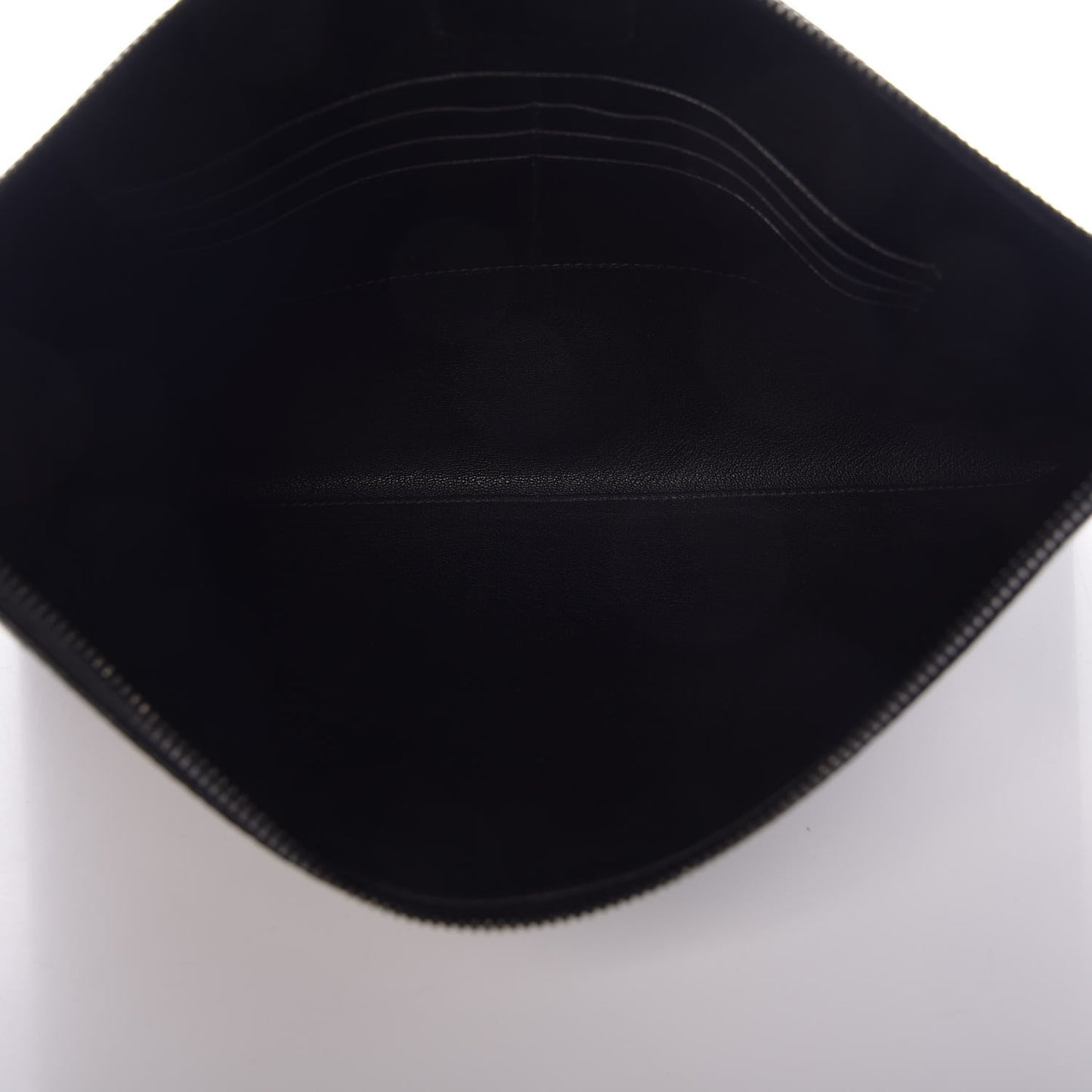 Vitello Daino Flat Zip Pouch Black