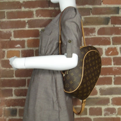 Louis Vuitton Monogram Ellipse Sac a Dos Backpack 2 of 8