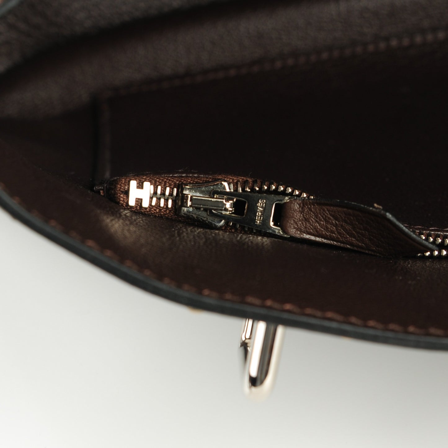 Taurillon Clemence Jypsiere 34 Cafe