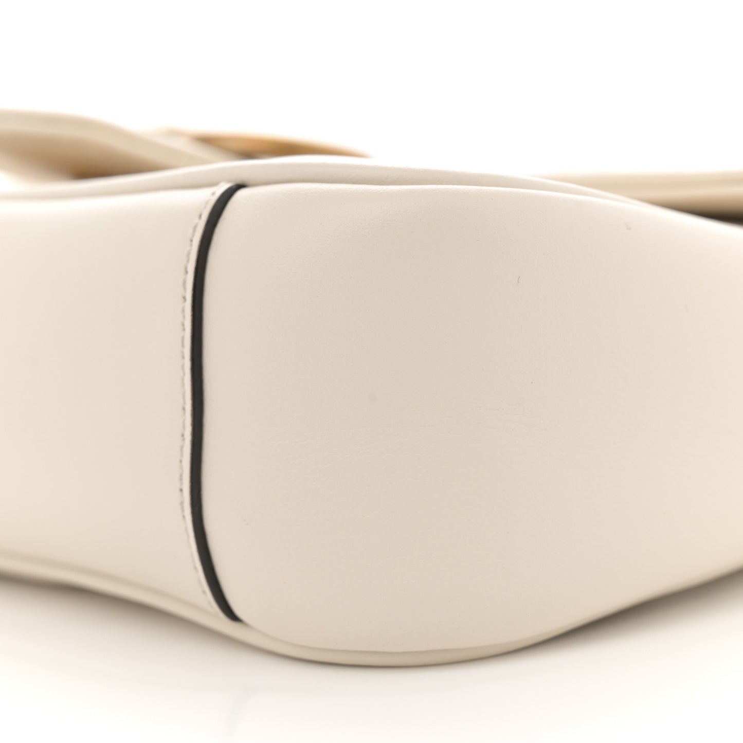 Calfskin Matelasse Mini GG Marmont Shoulder Bag White