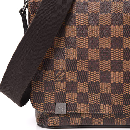 Louis Vuitton Damier Ebene District PM 10 of 11