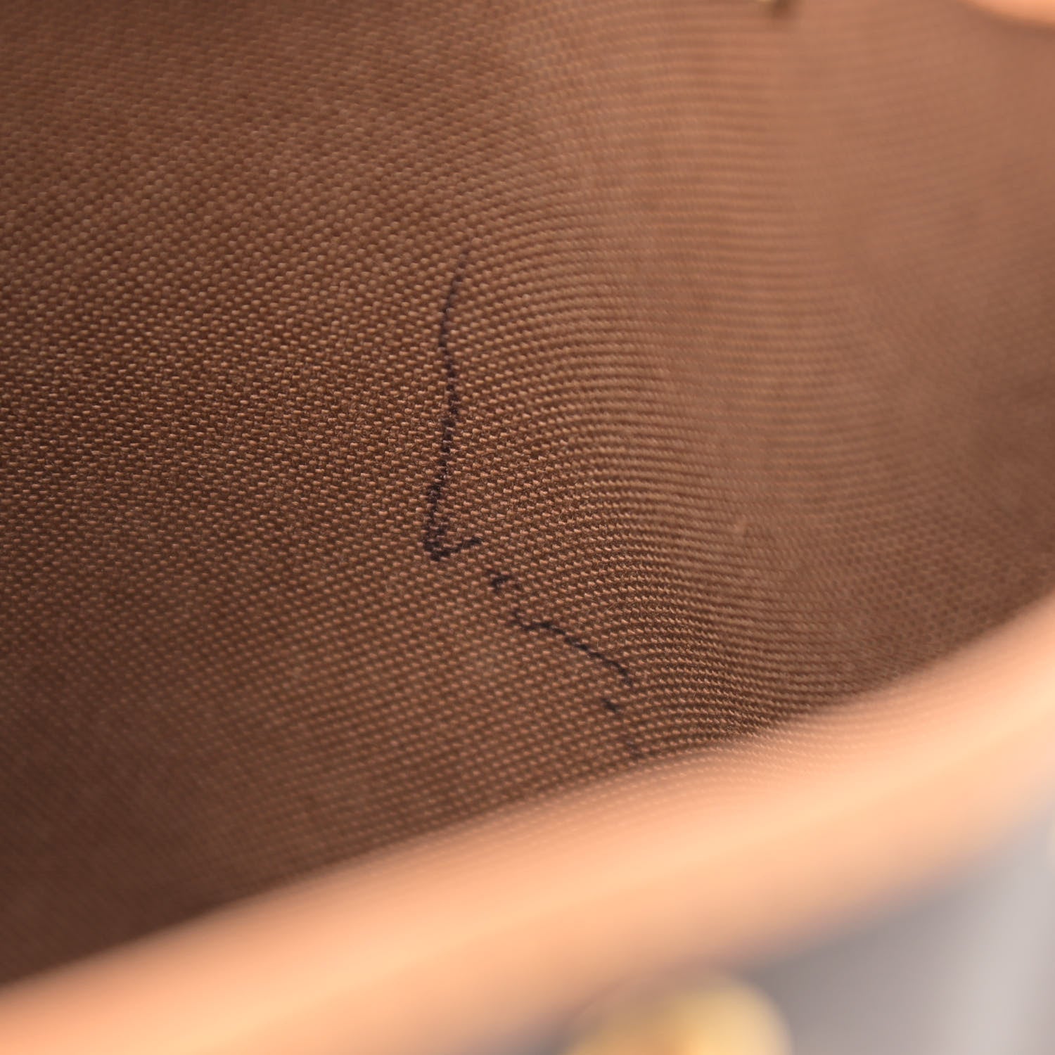 Louis Vuitton Monogram Nano Noe 10 of 10