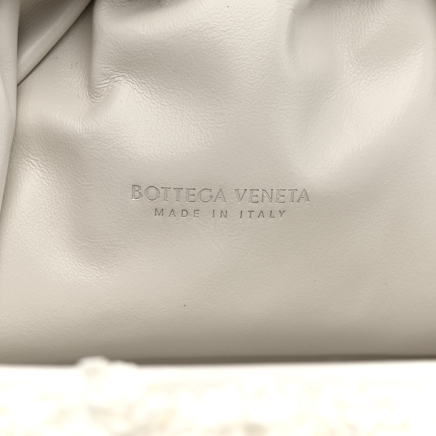 Bottega Veneta Boucle Curly Raffia The Mini Pouch White Chalk 11 of 25