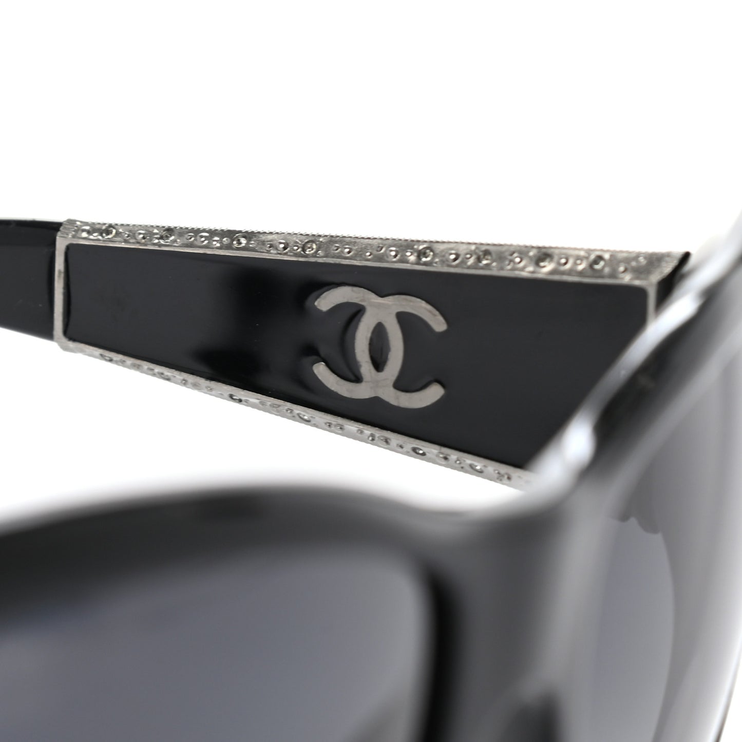 Crystal Polarized CC Square Sunglasses 5301-B Black