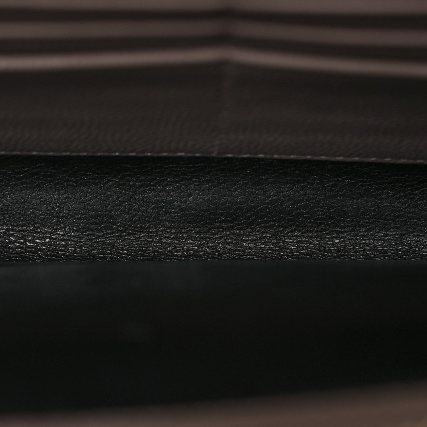 Saint Laurent Grain De Poudre Matelasse Chevron Cassandre Envelope Chain Wallet Dark Beige 5 of 15