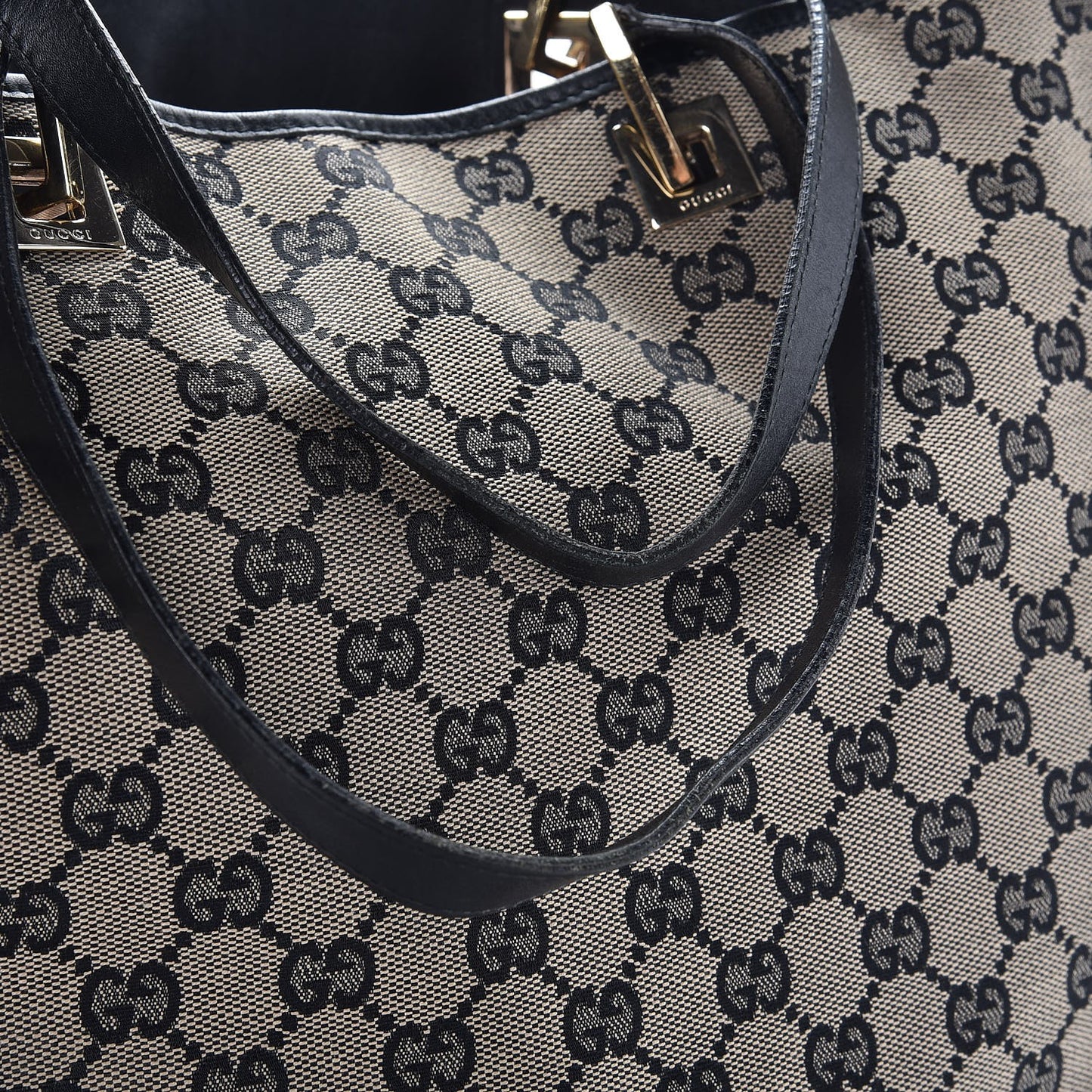 Monogram Canvas Medium Tote Black