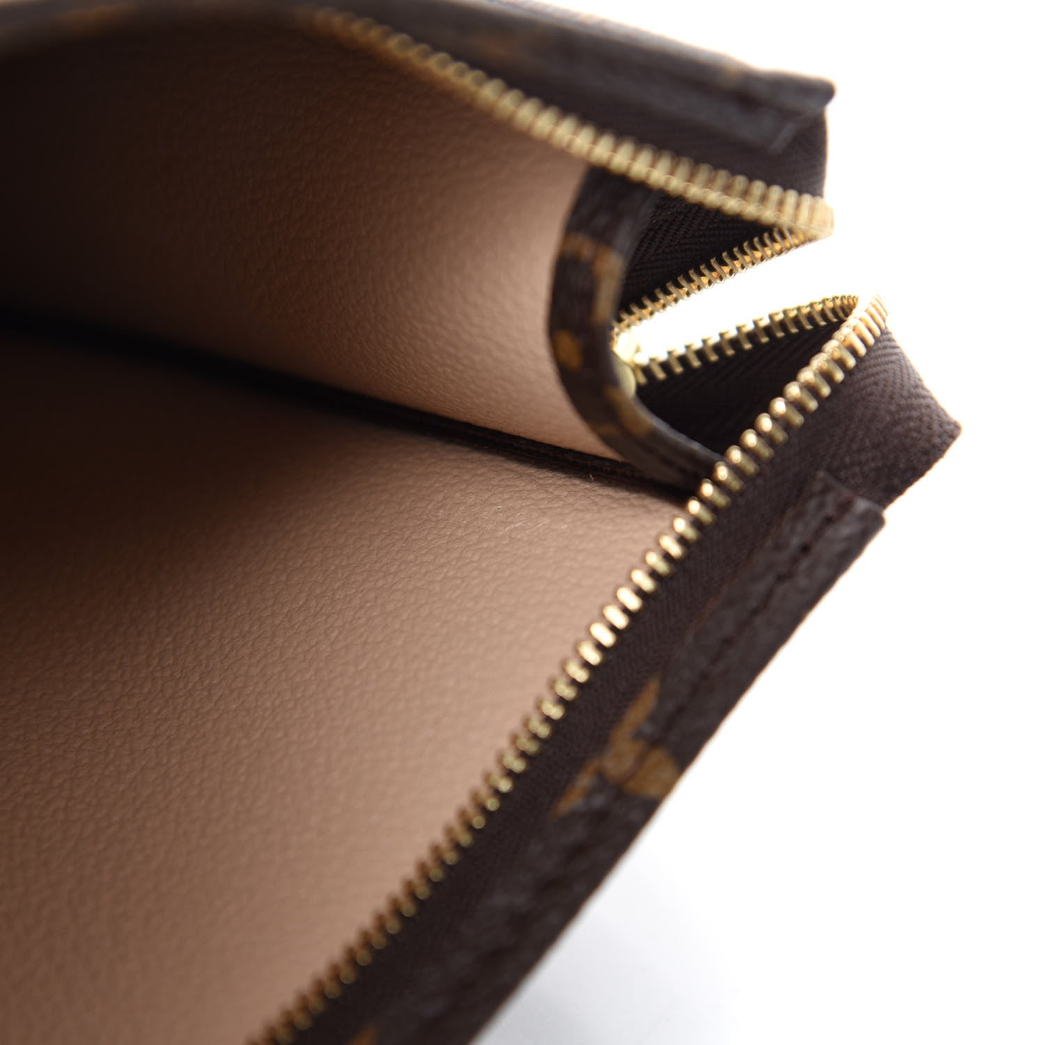 Louis Vuitton Monogram Toiletry Pouch 19 7 of 8