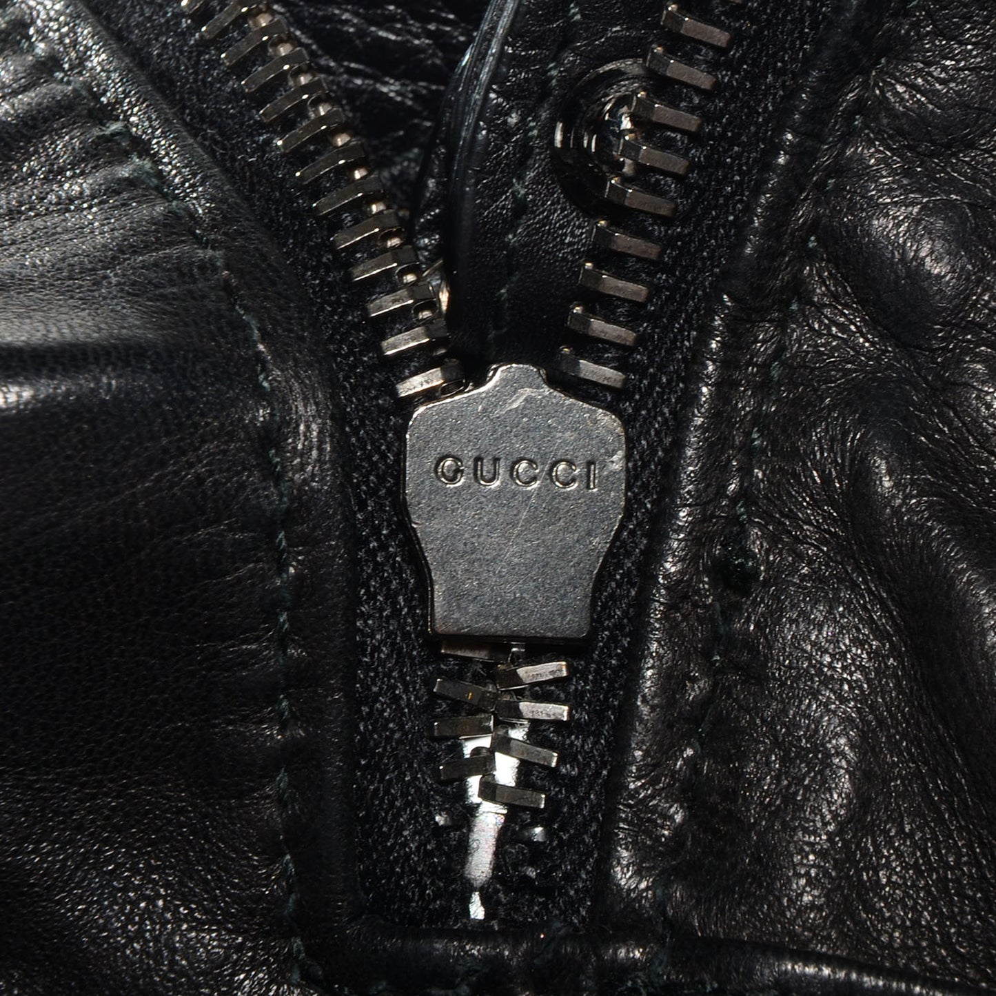 Leather Icon Bit Medium Shoulder Bag Black
