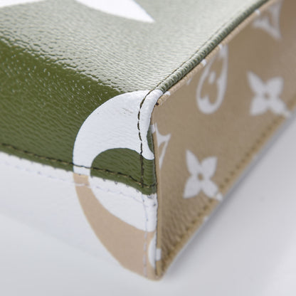 Louis Vuitton Monogram Giant Toiletry Pouch 26 Kaki 6 of 11