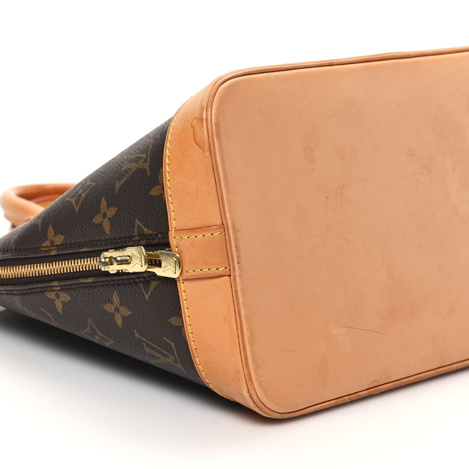 Louis Vuitton Monogram Alma PM 8 of 9