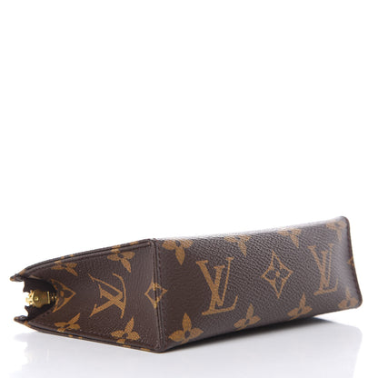 Louis Vuitton Monogram Toiletry Pouch 15 4 of 10
