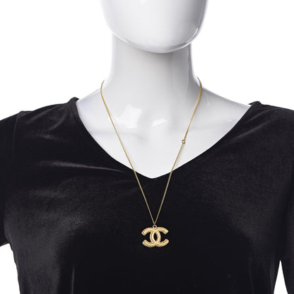 Chanel CC Necklace Matte Gold 2 of 5