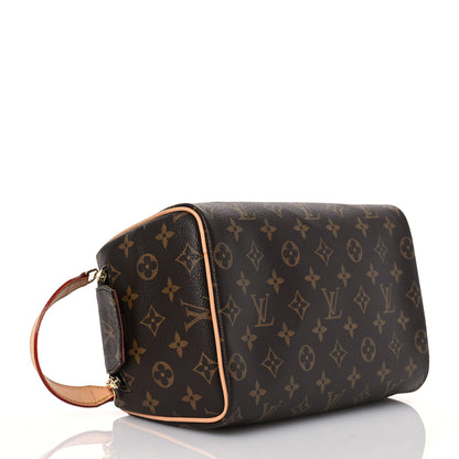 Louis Vuitton Monogram King Size Toiletry Bag 4 of 8