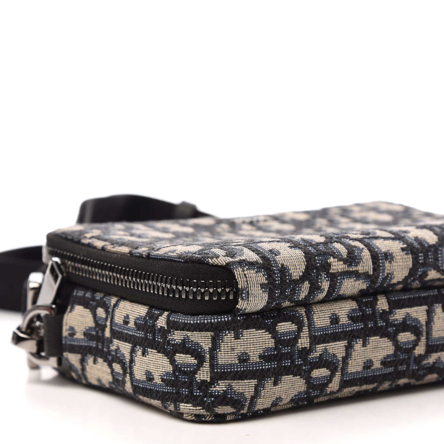 Oblique Pouch Beige Black