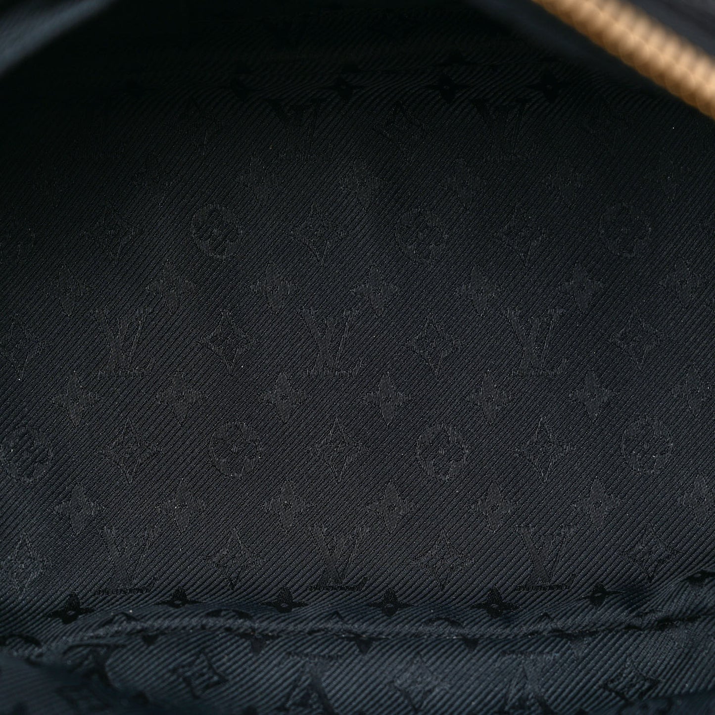 Lambskin Riveting Black