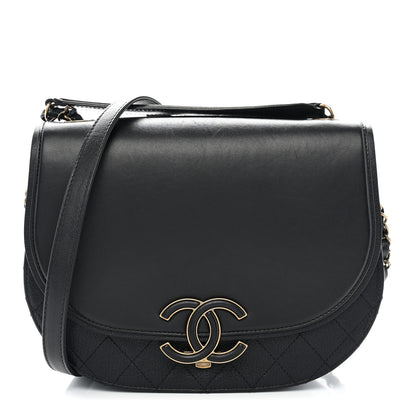 Chanel Shiny Calfskin Goatskin Quilted Medium Coco Curve Messenger Flap Black 1 of 10