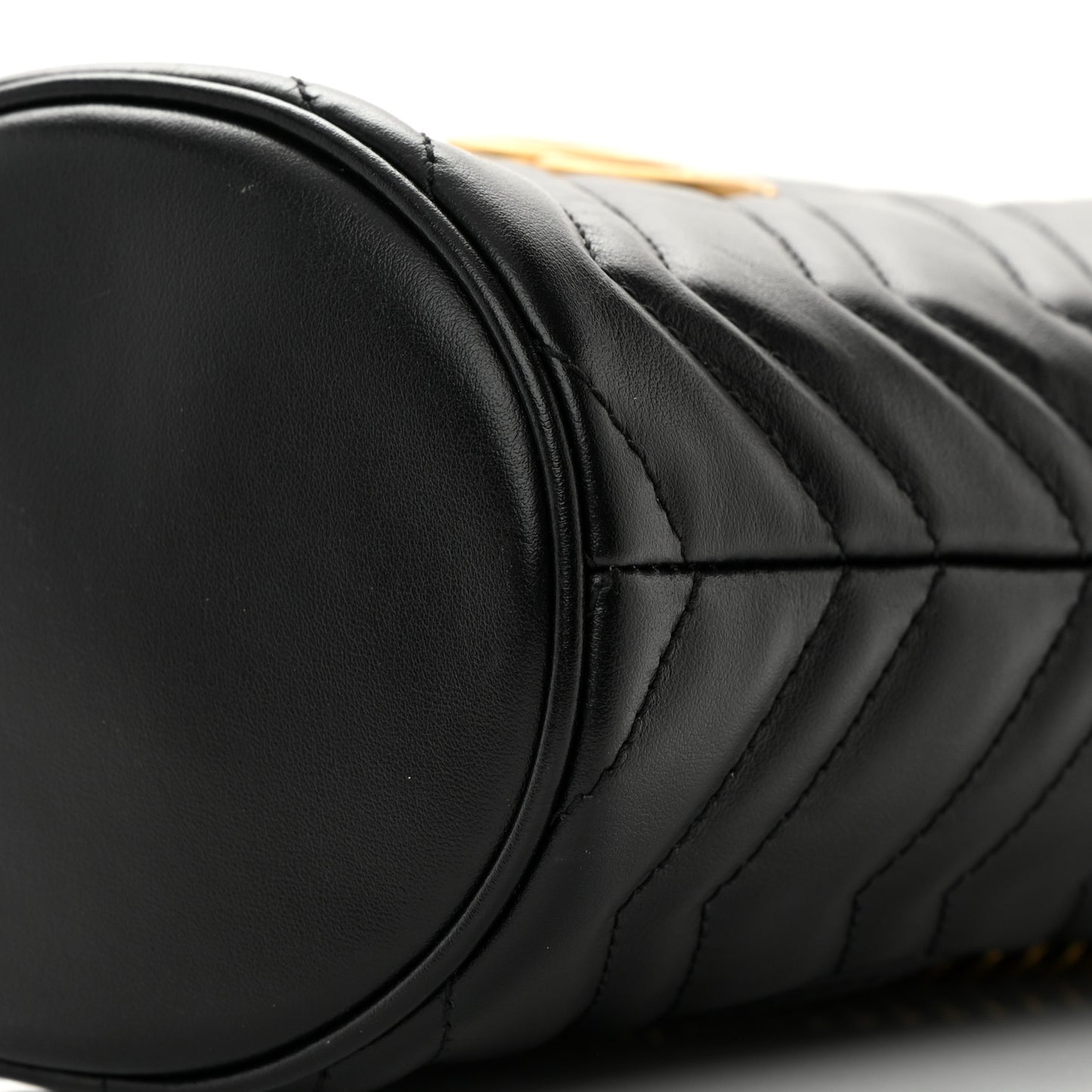 Calfskin Matelasse Mini GG Marmont 2.0 Bucket Bag Black
