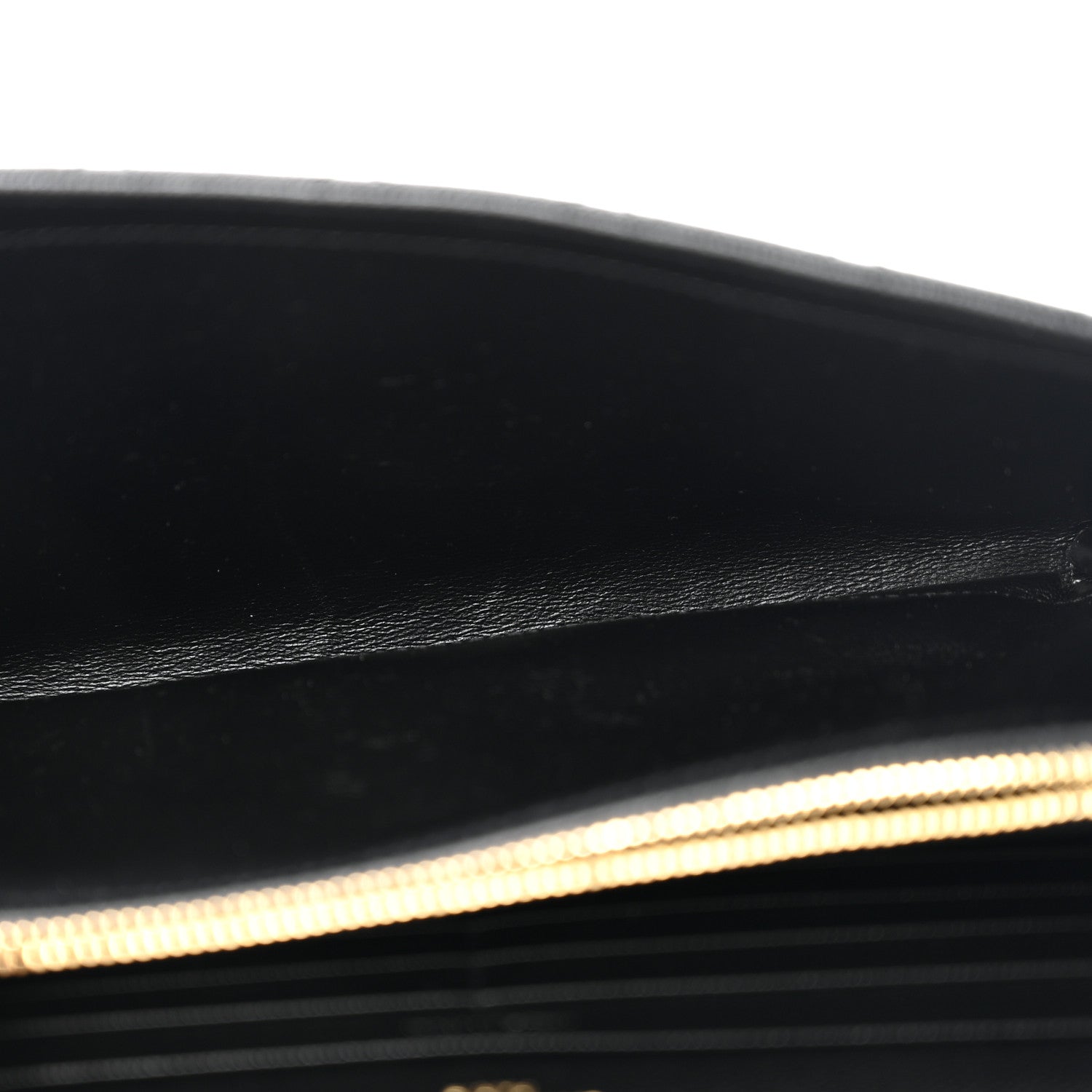 Saint Laurent Grain De Poudre Mixed Matelasse Triquilt Monogram Chain Wallet Black 5 of 13