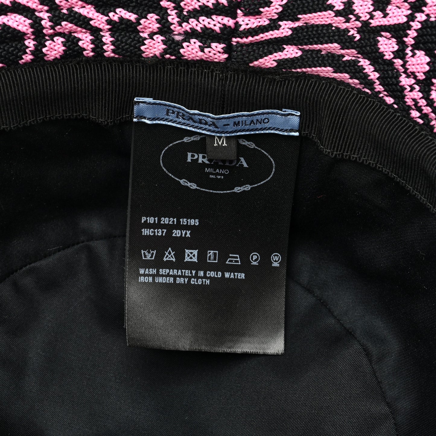 Maglia Jacquard Metal Triangle Logo Womens Bucket Hat M Black Rosa