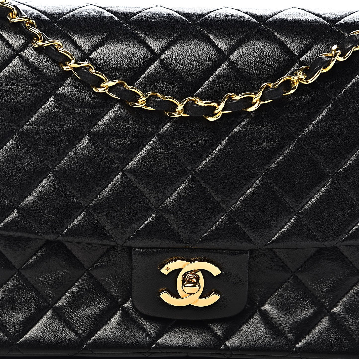 Lambskin Quilted Medium Single Flap Black
