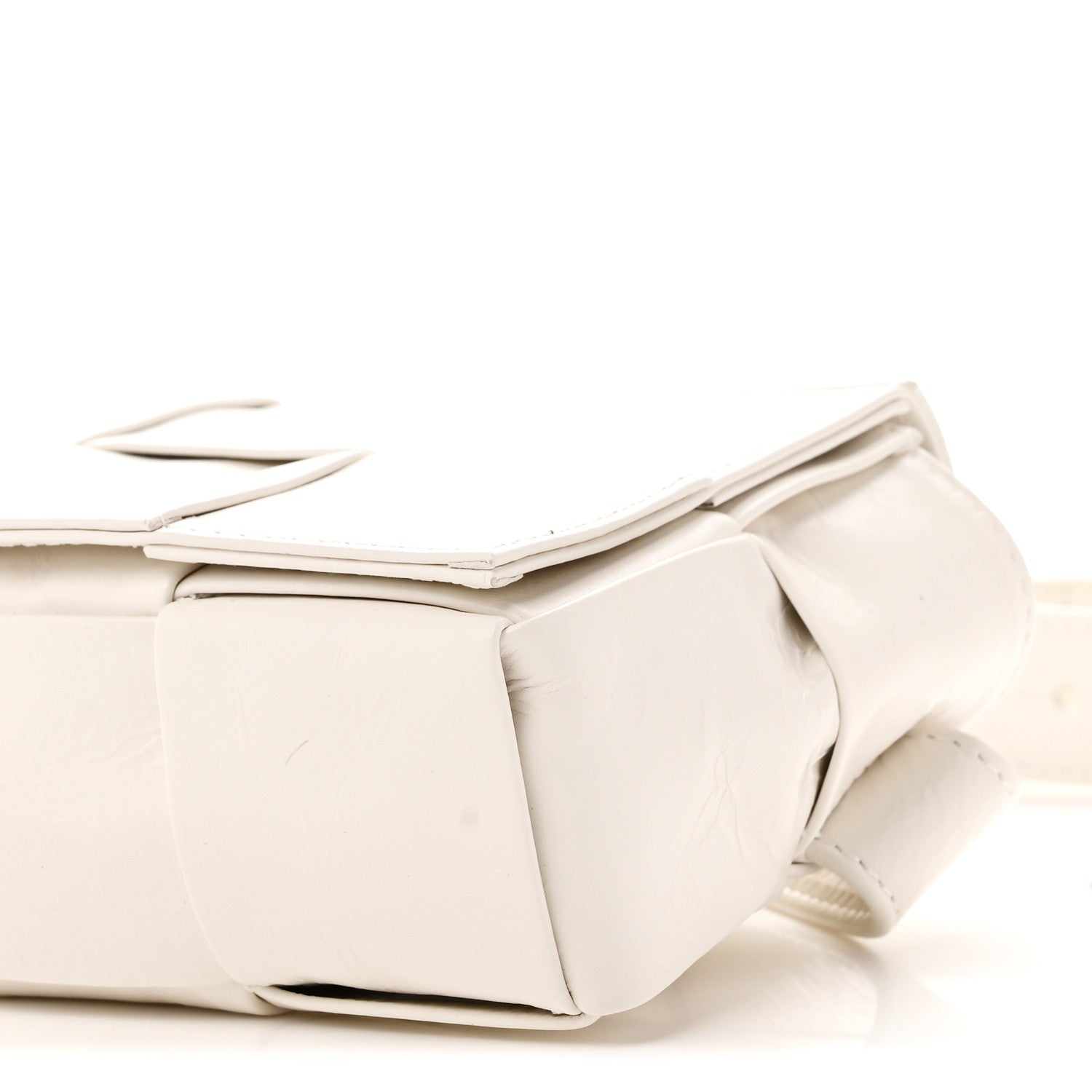 Bottega Veneta Paper Calfskin Intrecciato Cassette Belt Bag White 10 of 10