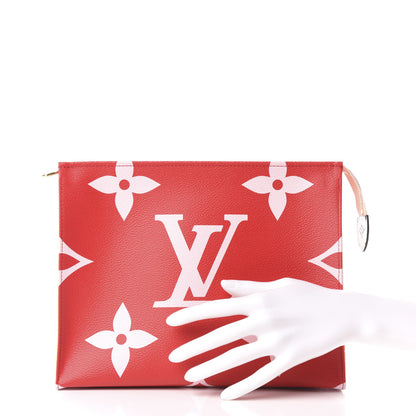 Louis Vuitton Monogram Giant Toiletry Pouch 26 Rouge 2 of 8