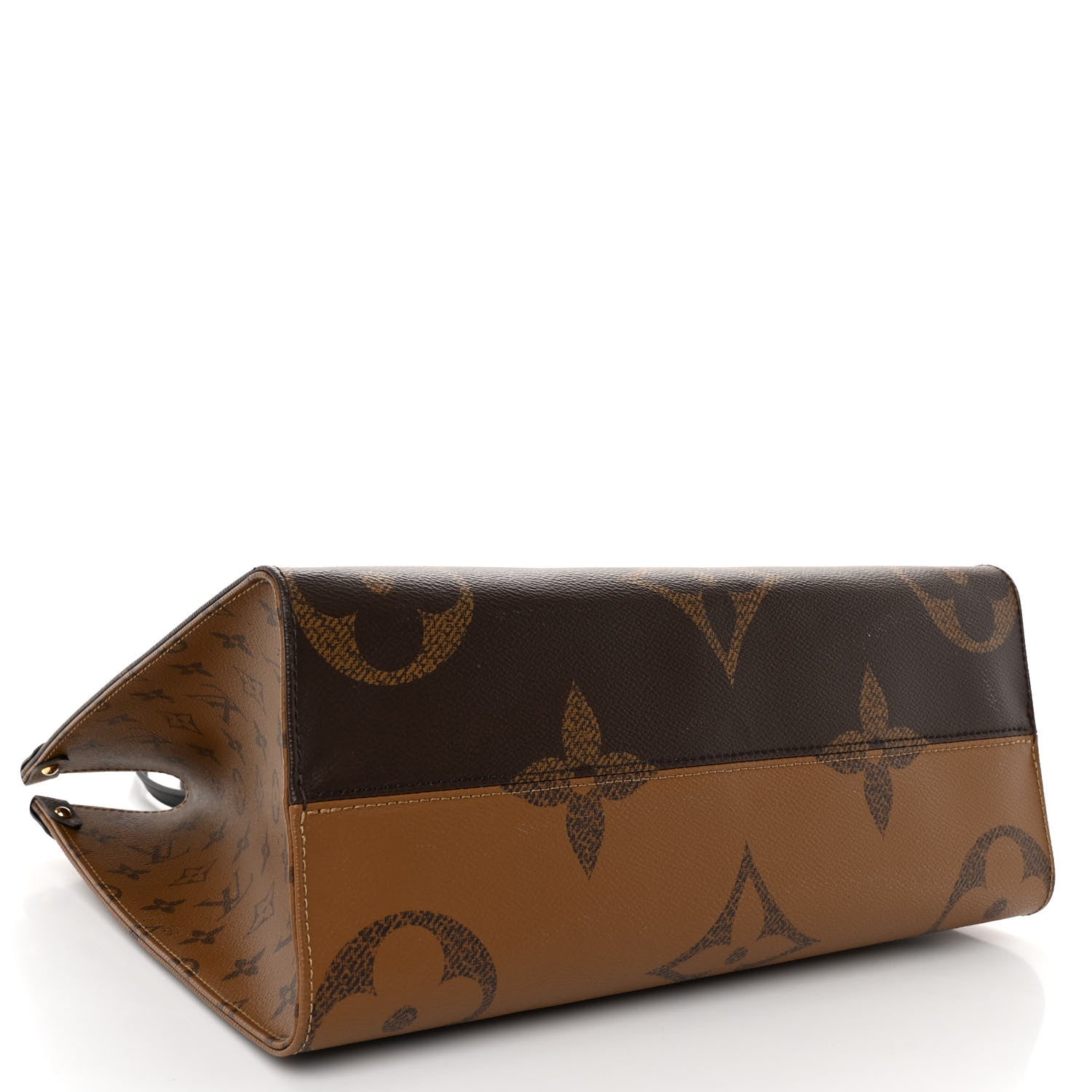 Louis Vuitton Reverse Monogram Giant Onthego MM 4 of 9