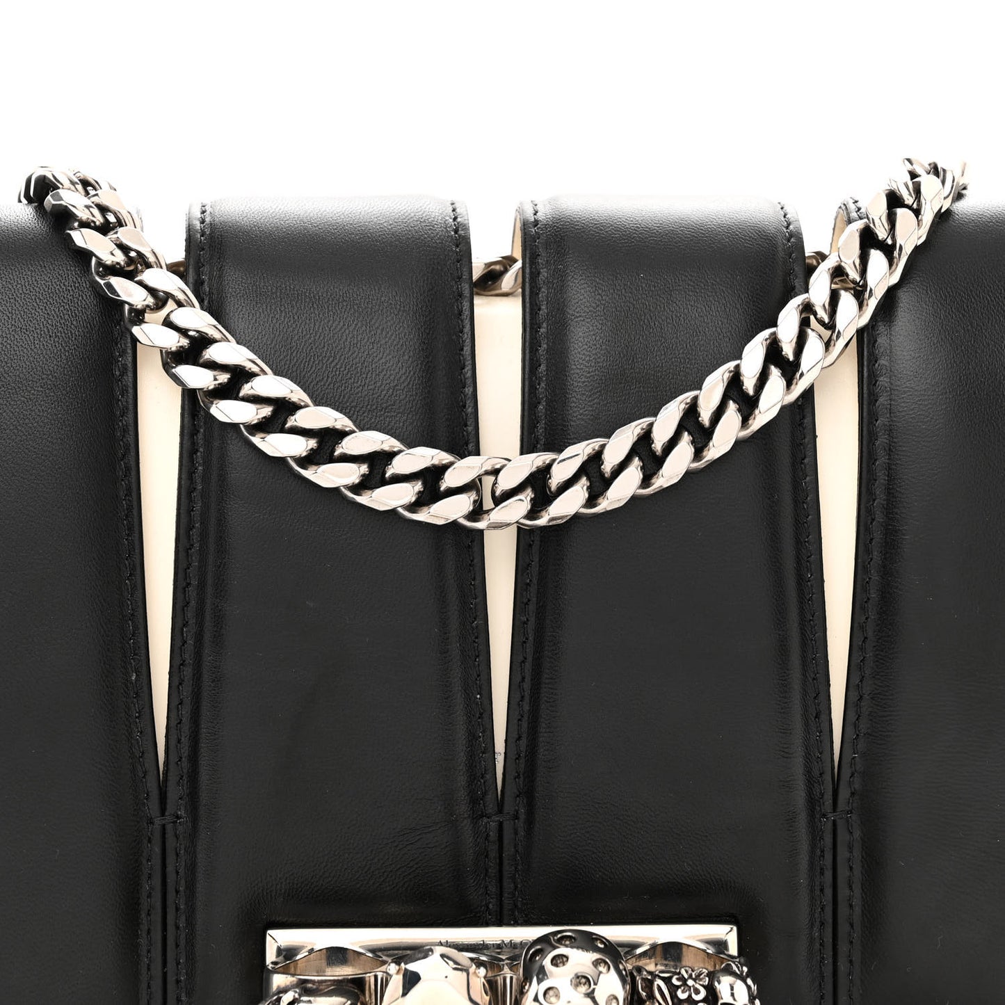 Calfskin Slash Knuckle Shoulder Bag Black Ivory