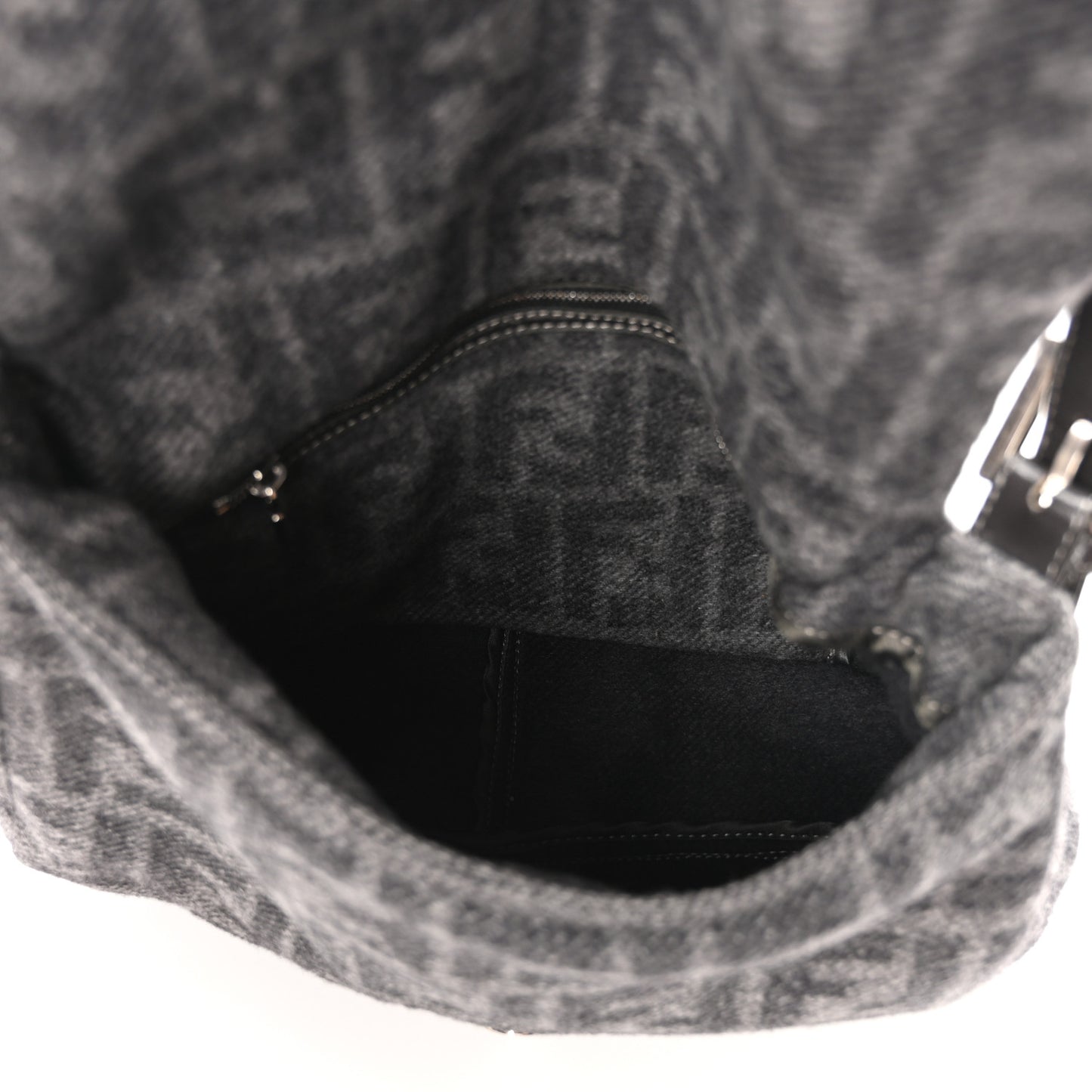 Wool Zucca Mama Baguette Grey