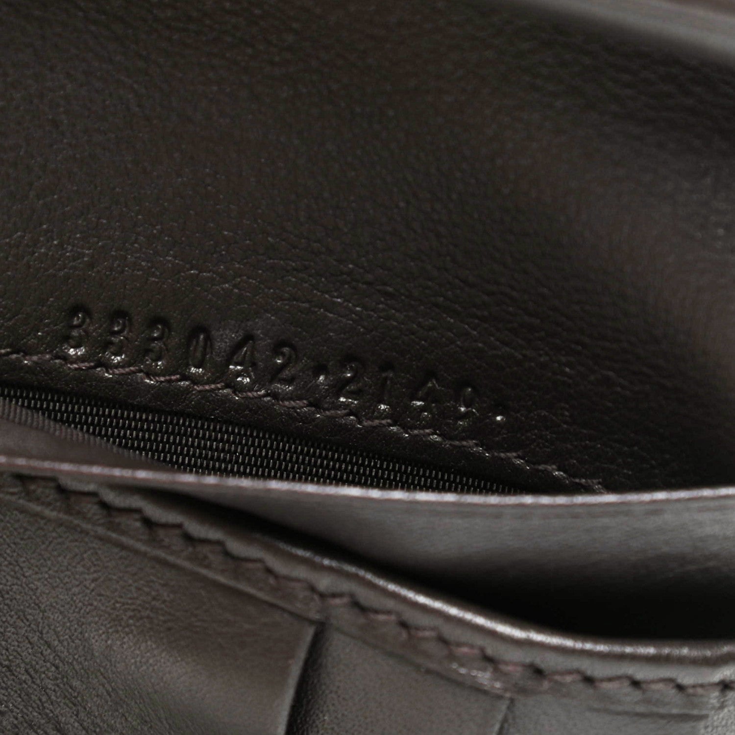 Gucci Microguccissima Passcase Wallet Testa di Moro 7 of 8