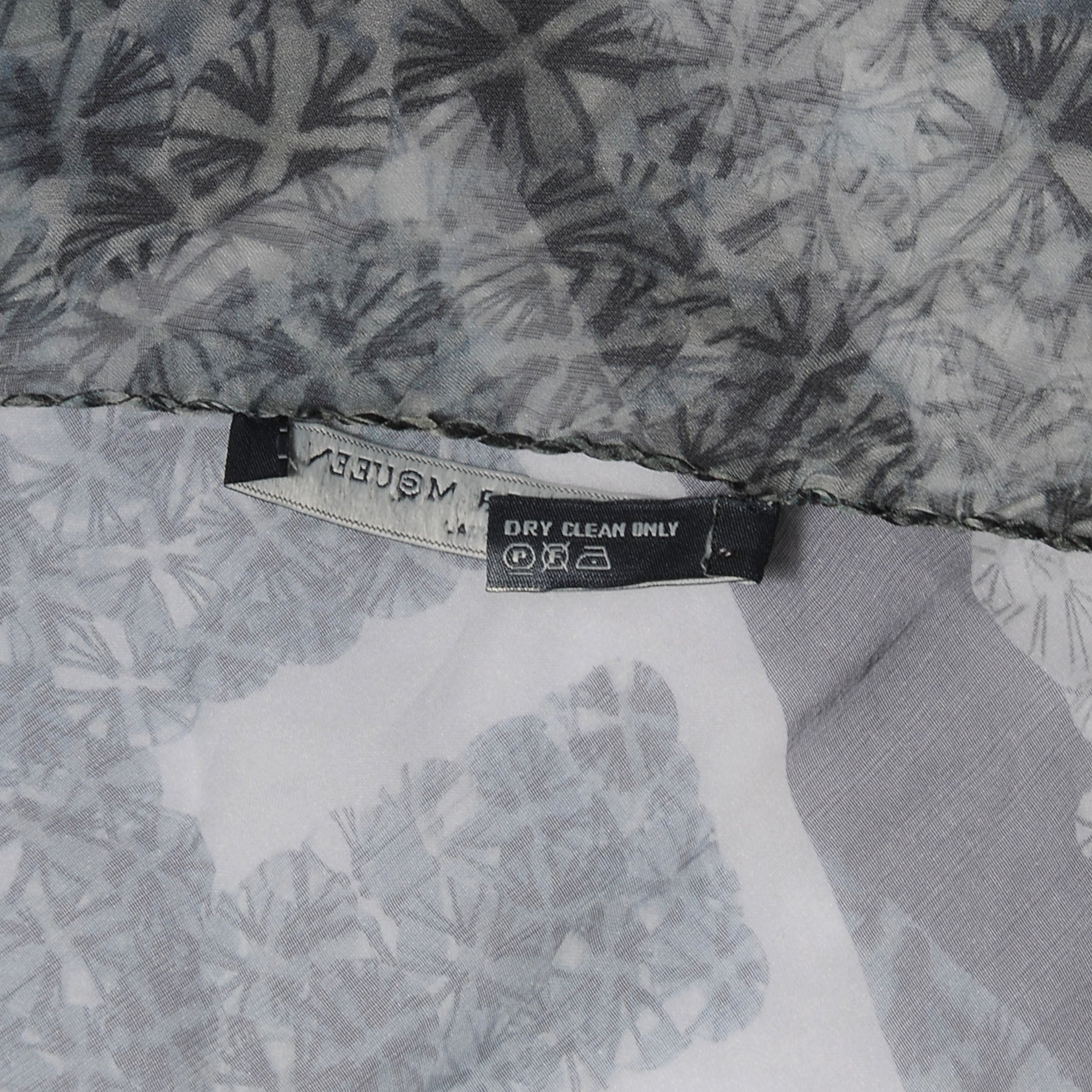 Alexander McQueen Silk Chiffon God Save McQueen Scarf Grey 7 of 8