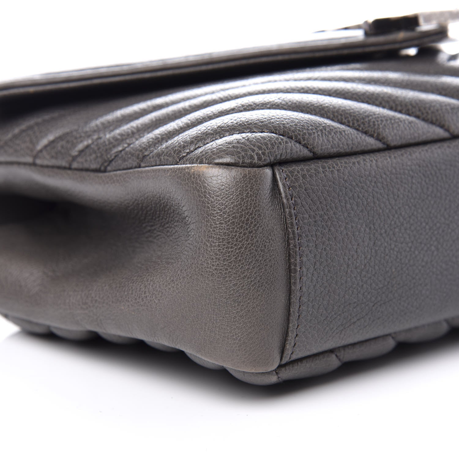 Saint Laurent Sheepskin Matelasse Chevron Monogram Medium College Bag Light Coal 6 of 8