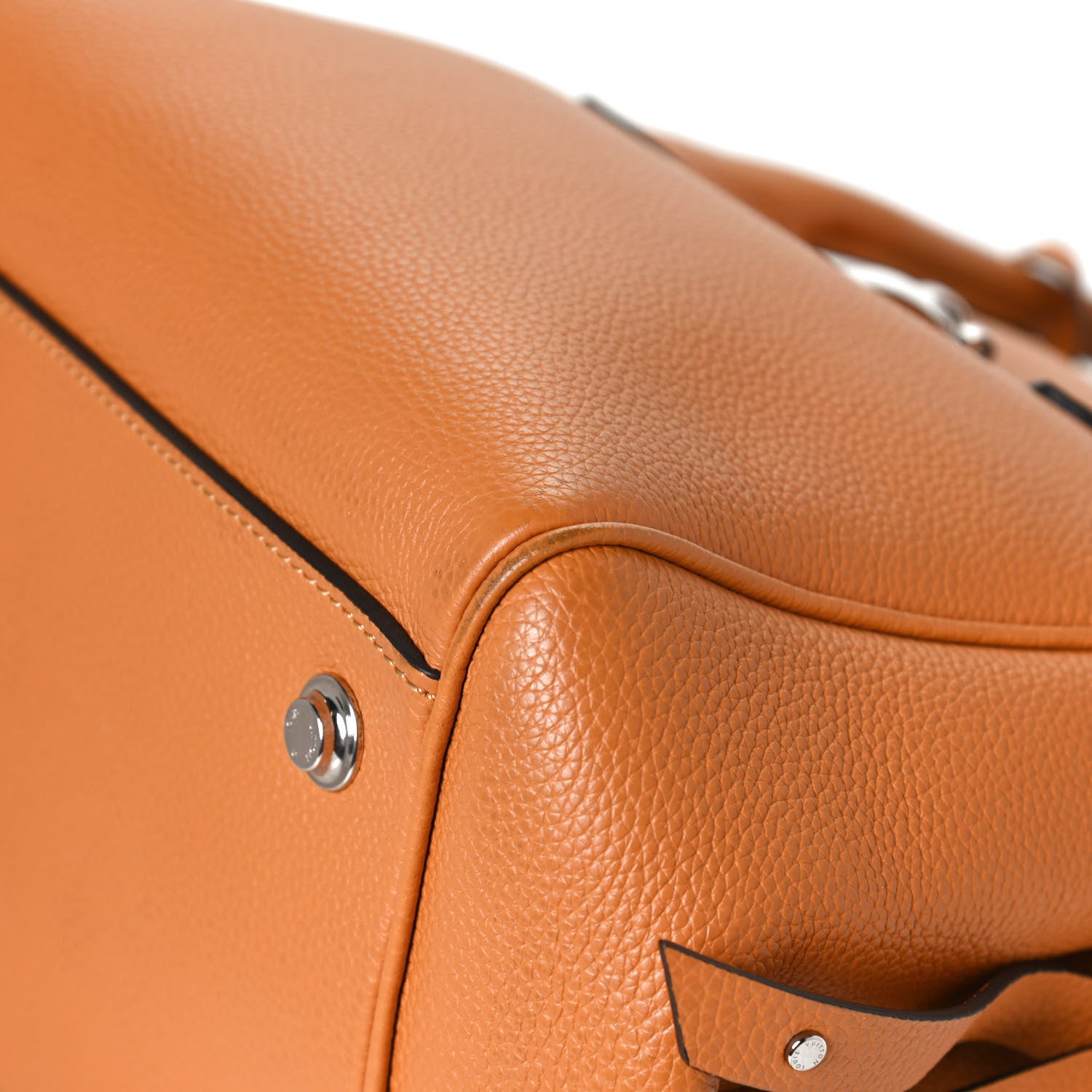 Louis Vuitton Veau Nuage Milla PM Safran 10 of 11