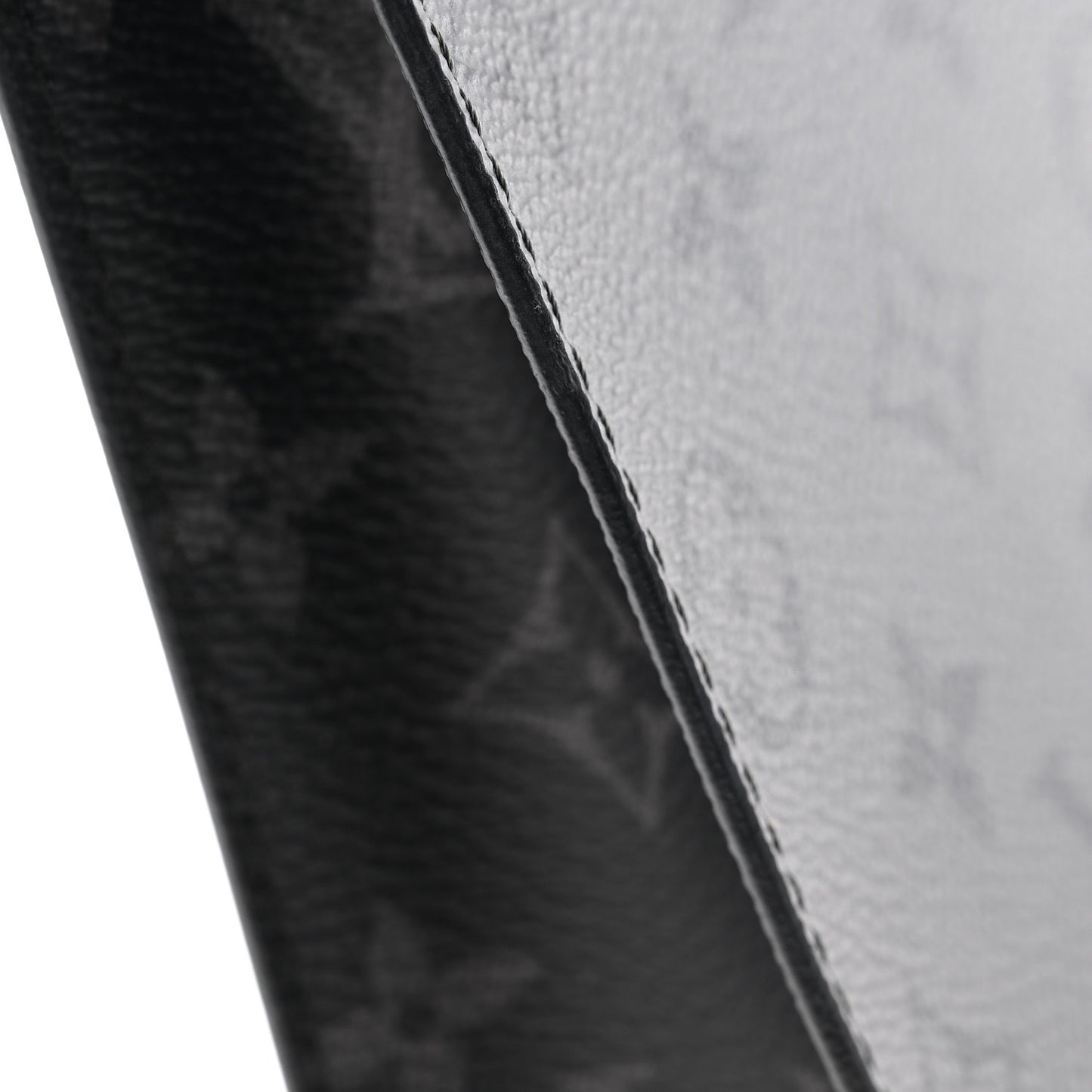 Monogram Eclipse Pochette Voyage MM